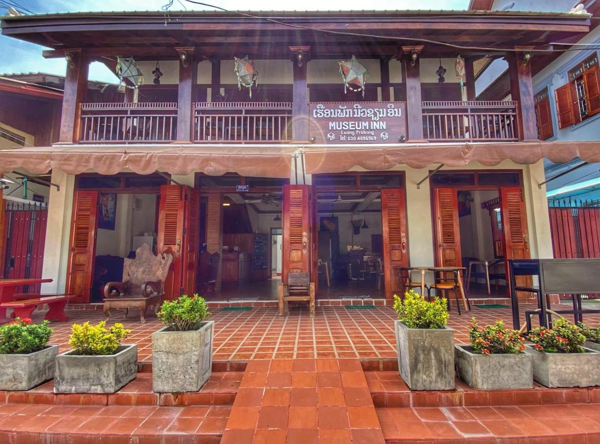 Luang Prabang Museum Inn & Travel Exteriör bild